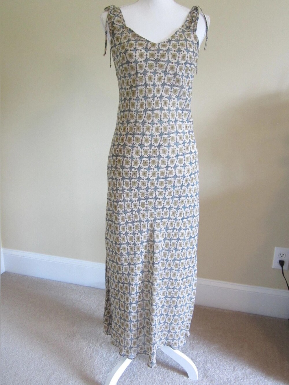Sleeveless Tie-Shoulder Floral Print Maxi Dress in Olive